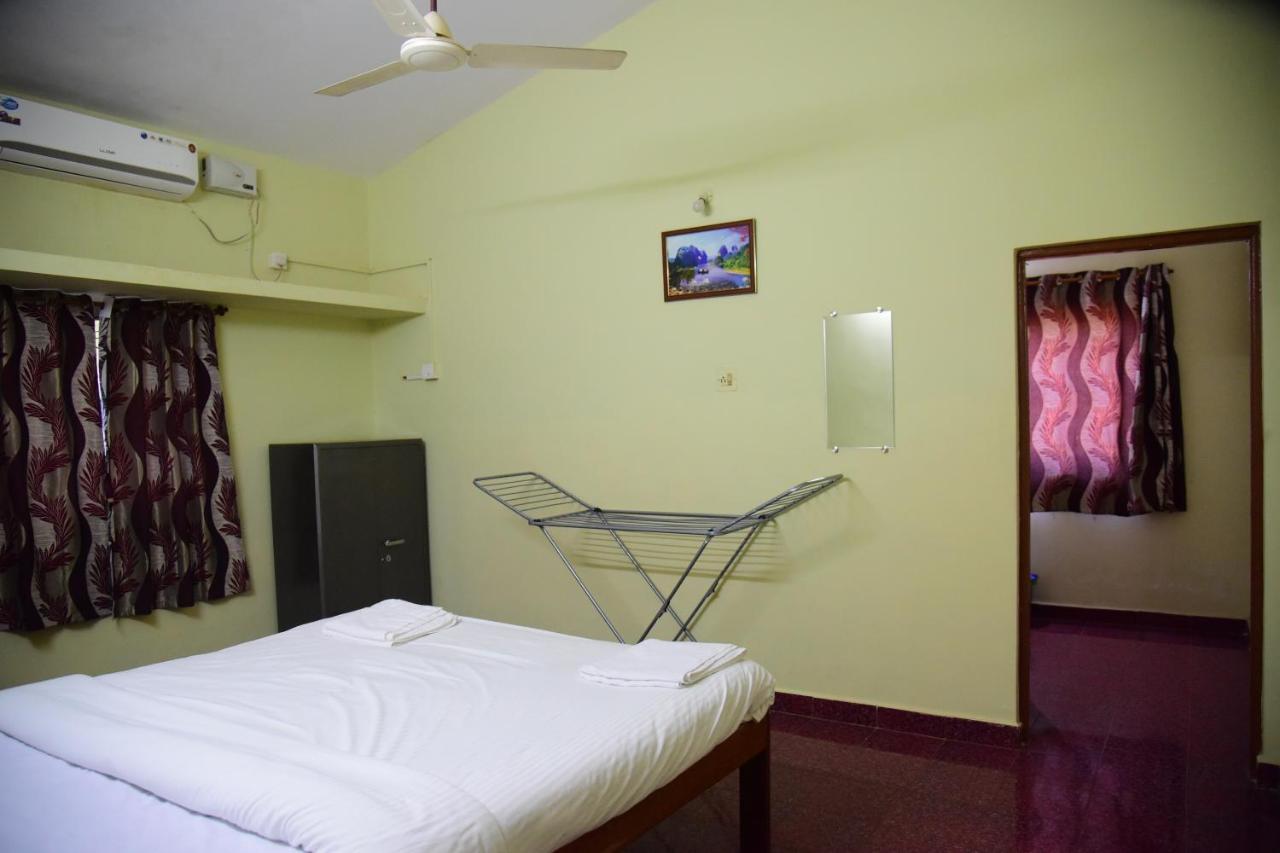 Homestay ชิโวลิม ภายนอก รูปภาพ